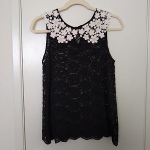Eloise Sleeveless Lace Scalloped Blouse (SM)